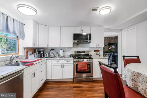 82 Garner Ave, Waldorf, MD 20602 photo 4