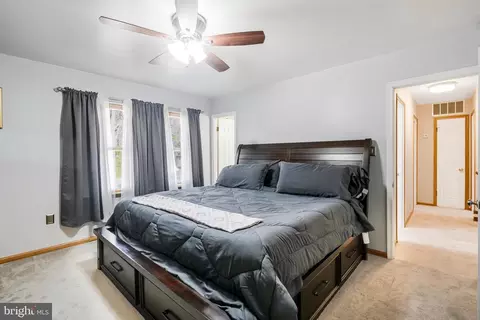 82 Garner Ave, Waldorf, MD 20602 photo 5
