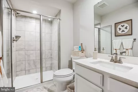 Bath - 2595 Skiff Pl, Waldorf, MD 20603 photo 1 of 1