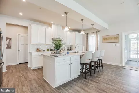 Entry Way - 2595 Skiff Pl, Waldorf, MD 20603 photo 9 of 15