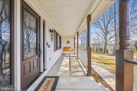 16130 Inheritance Dr, Brandywine, MD 20613 photo 2