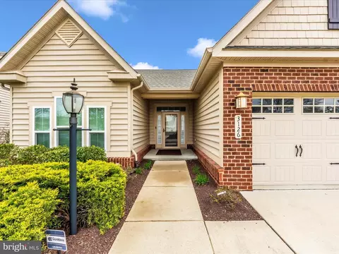 3126 Floating Leaf Ln, Waldorf, MD 20603 photo 2