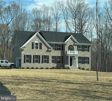 12126 Calverts Run Ct, La Plata, MD 20646