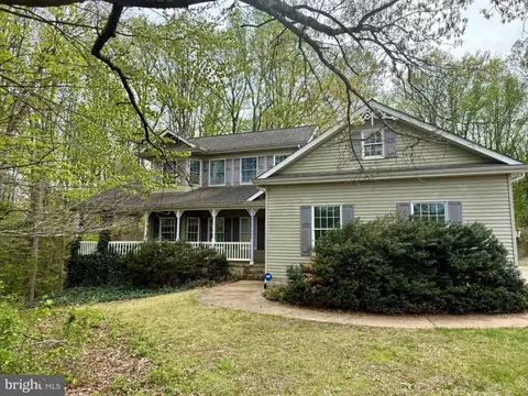 12225 Manor Ct, La Plata, MD 20646