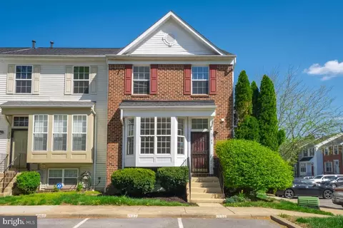 2748 Albermarle Pl, Waldorf, MD 20601