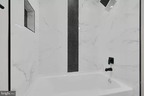 Bath - 11925 Patchwork Pl, Waldorf, MD 20602 photo 1 of 5