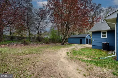 Exterior - 11925 Patchwork Pl, Waldorf, MD 20602 photo 5 of 7