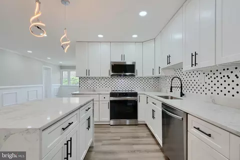 Kitchen - 11925 Patchwork Pl, Waldorf, MD 20602 photo 9 of 9