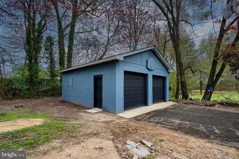 Exterior - 11925 Patchwork Pl, Waldorf, MD 20602 photo 4 of 7