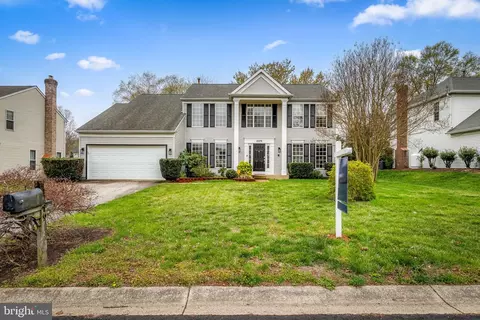 2279 Community Dr, Waldorf, MD 20601
