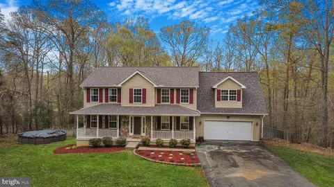 15850 Campfire Pl, Hughesville, MD 20637