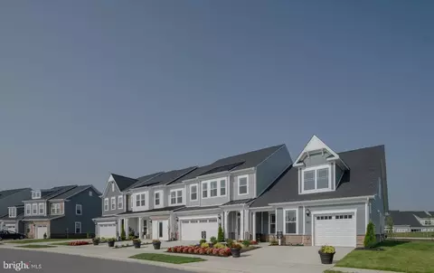 10683 Grand Teton Pl, White Plains, MD 20695