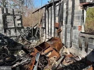9665 Docs Pl, La Plata, MD 20646 photo 2