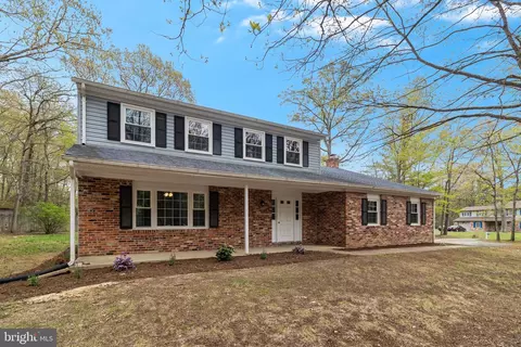 4000 A Spring Valley Dr, White Plains, MD 20695