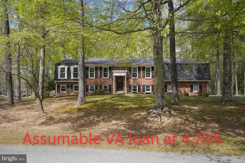 9258 Mimosa Dr, La Plata, MD 20646