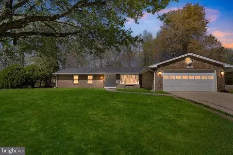 3600 Yorktown Dr, Waldorf, MD 20601