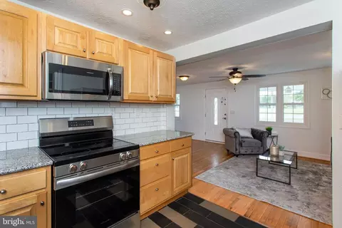 6785 Valley Rd, La Plata, MD 20646 photo 11