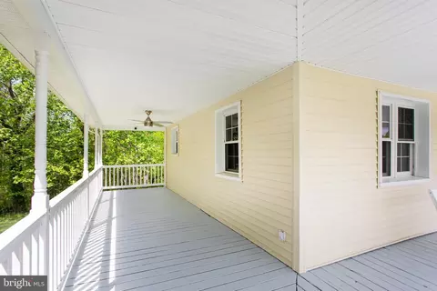 6785 Valley Rd, La Plata, MD 20646 photo 4