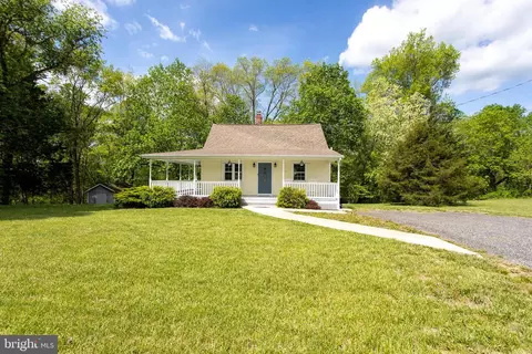6785 Valley Rd, La Plata, MD 20646 photo 2