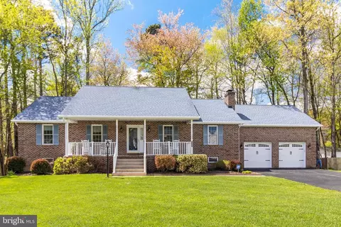 109 Myrtleleaf Cir, La Plata, MD 20646