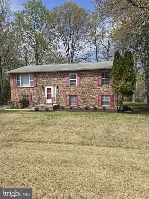 2054 Hyde Ct, Waldorf, MD 20601