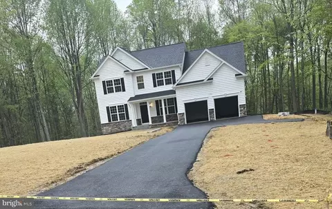 7950 Ridgley Pl, La Plata, MD 20646