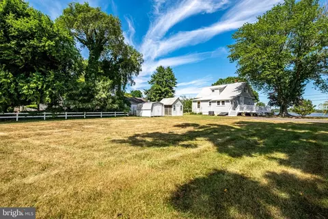 Exterior - 18980 Kennon Pl, Benedict, MD 20612 photo 4 of 4