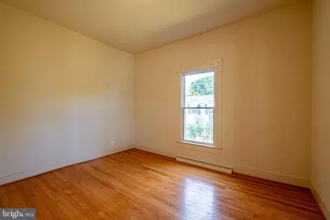 Bedroom - 18980 Kennon Pl, Benedict, MD 20612 photo 7 of 9