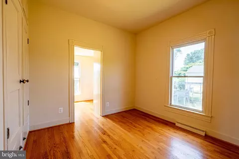 Bedroom - 18980 Kennon Pl, Benedict, MD 20612 photo 2 of 9