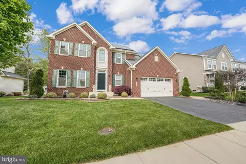 2988 Kincaid Dr, Waldorf, MD 20603