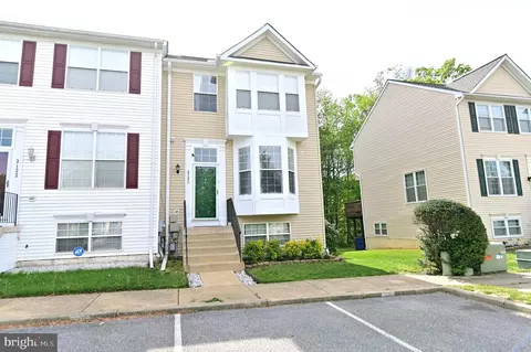 2120 Racquet Pl, Waldorf, MD 20601
