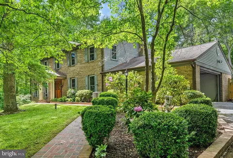 5420 Well Spring Rd, La Plata, MD 20646