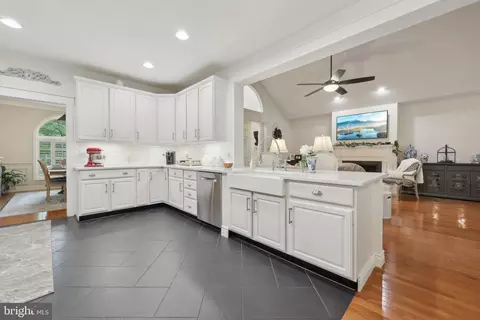 14595 Limestone Dr, Swan Point, MD 20645 photo 9