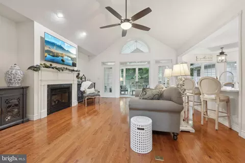14595 Limestone Dr, Swan Point, MD 20645 photo 4