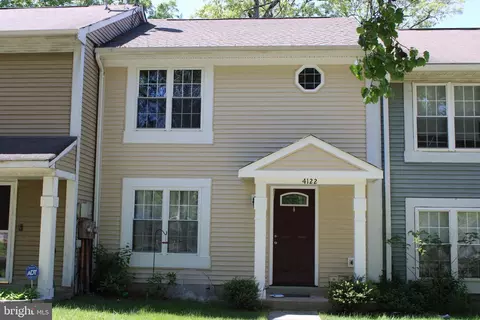 4122 Bluebird Dr, Waldorf, MD 20603
