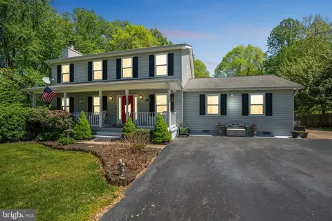 5476 Huckleberry Dr, Bryantown, MD 20617
