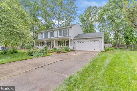 4759 Hummingbird Dr, Waldorf, MD 20603