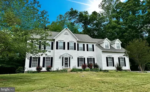 7265 Latham Ct, Hughesville, MD 20637