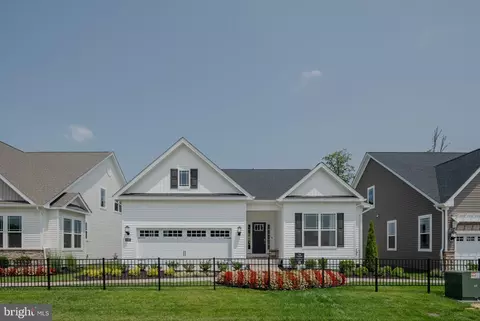 10103 Shenandoah Ln, White Plains, MD 20695