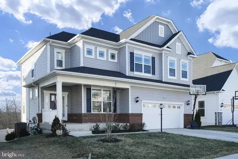 4228 Jk Rowling Ct, White Plains, MD 20695