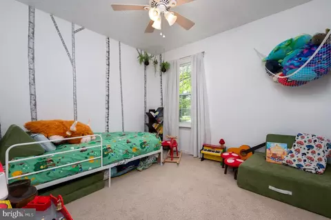 Bedroom - 4783 Jaybird Ct, Waldorf, MD 20603 photo 5 of 5