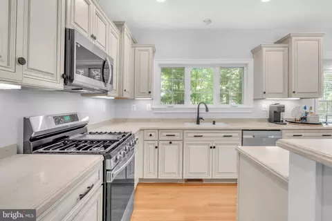 14745 Jennifer Ct, Issue, MD 20645 photo 16