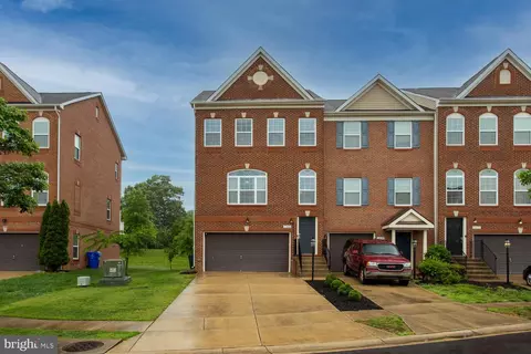 11668 Palm Desert Pl, Waldorf, MD 20602