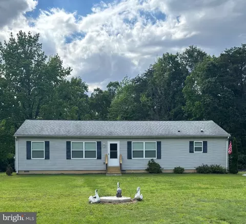 2905 Smith Point Rd, Nanjemoy, MD 20662