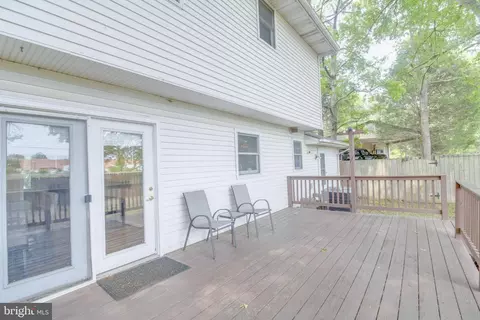 Exterior - 2015 Wendy Ct, Waldorf, MD 20601 photo 3 of 14