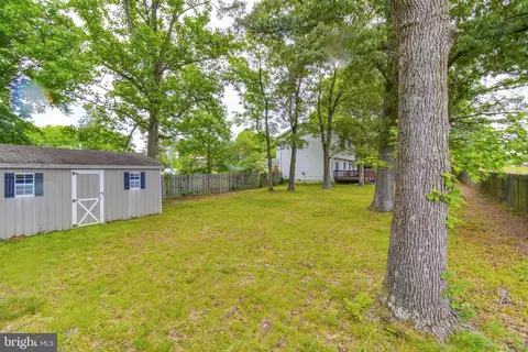 Exterior - 2015 Wendy Ct, Waldorf, MD 20601 photo 13 of 14
