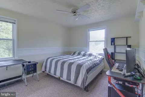 Bedroom - 2015 Wendy Ct, Waldorf, MD 20601 photo 6 of 7