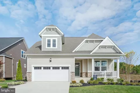 10159 Shenandoah Ln, White Plains, MD 20695
