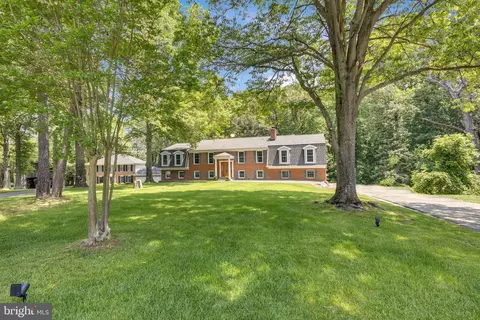 4602 Hunters Ridge Ct, La Plata, MD 20646