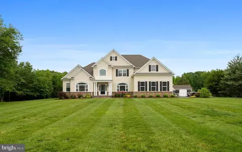 8175 W Wheatley Rd, La Plata, MD 20646